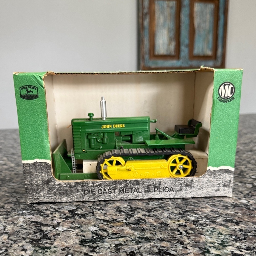 John Deere mcCrawler tractor Die-Cast Metal Replica NIB